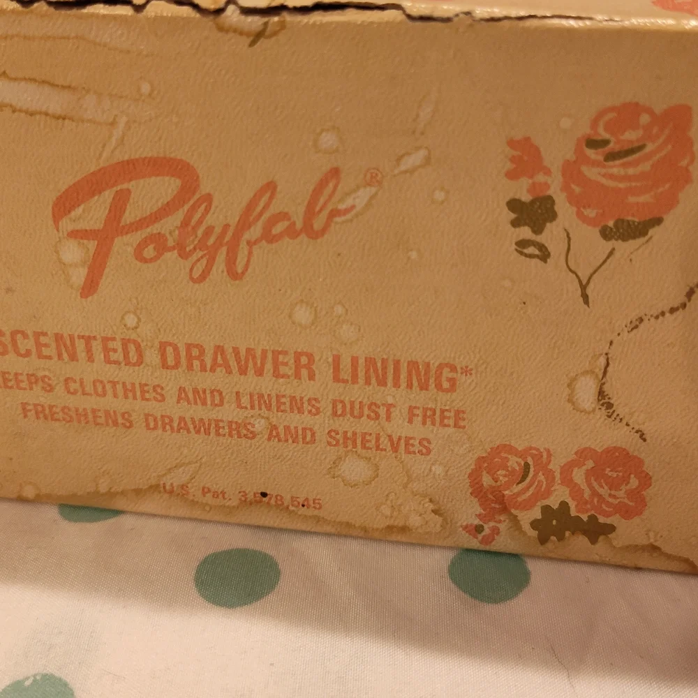 NEW! Vintage PolyFab Scented Drawer Liner
